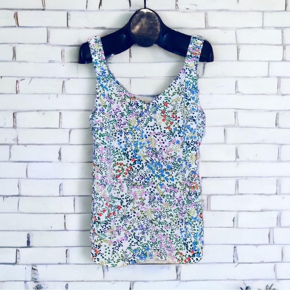 Cabi Rotation Tank - Picture 5 of 12